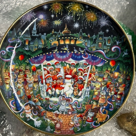 Limited edition, numbered, collectible plate by Bill Bell celebrates July 4th! - Picture 3 of 3